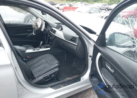 2013 BMW 328 Xi Sulev из США, поврежденный, VIN WBA3B5G56DNS05222